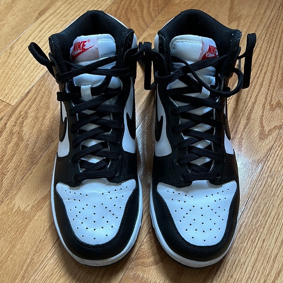 Nike dunk high top , W size 6 - Picture 4 of 4